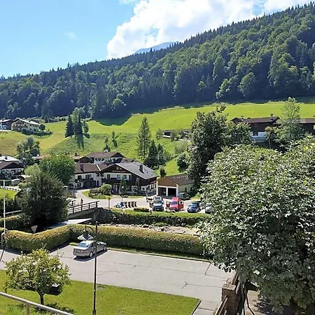 Oberwirt *